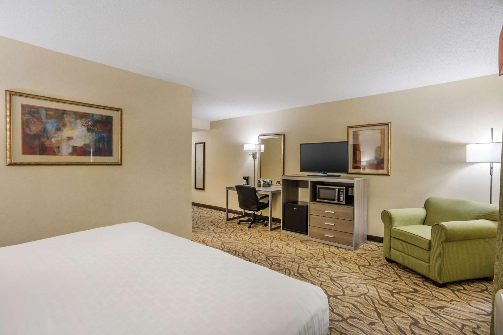 Best Western Danville Inn Экстерьер фото